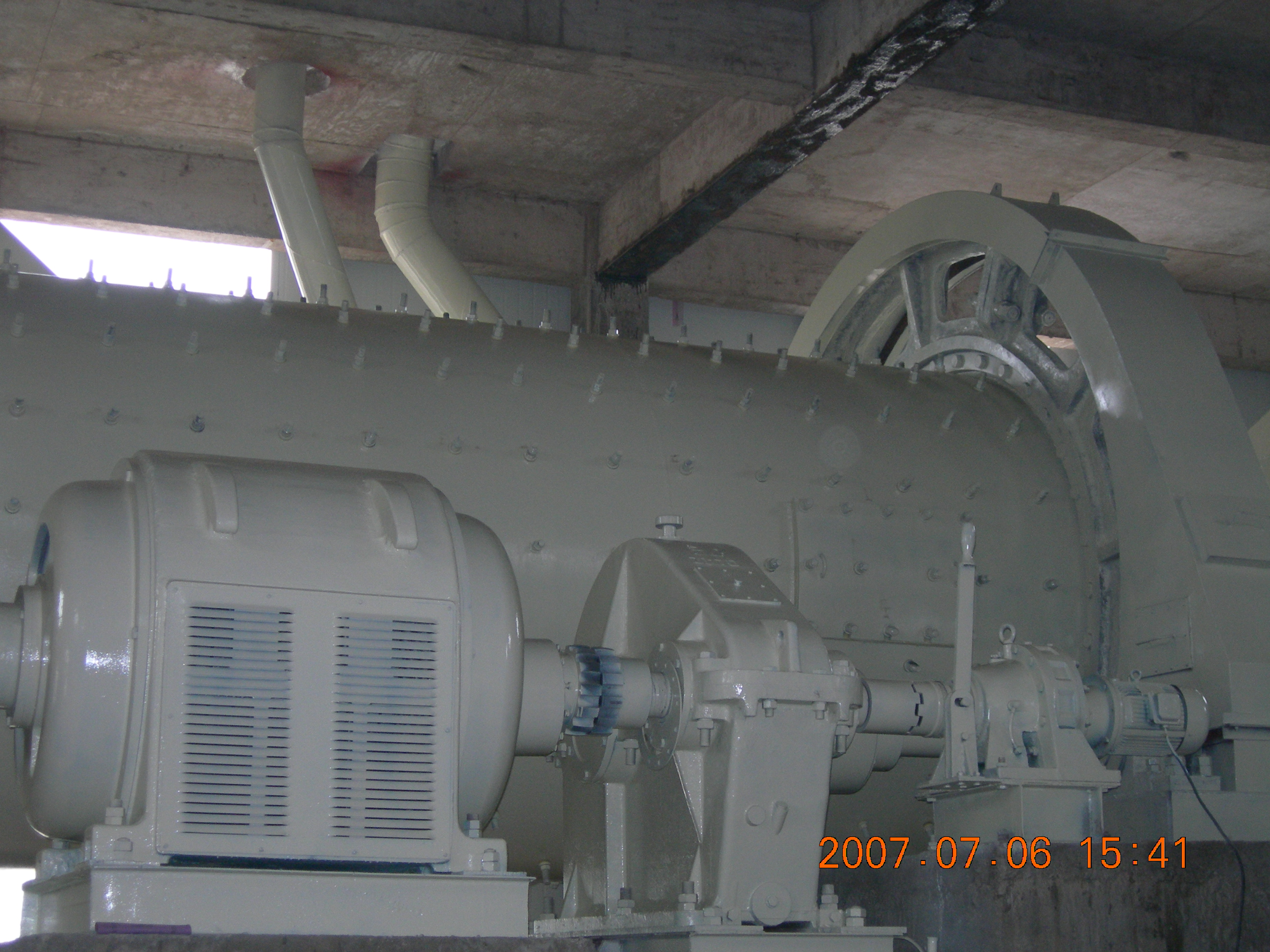 What is a non-metallic ore ultrafine ball mill classification production line?